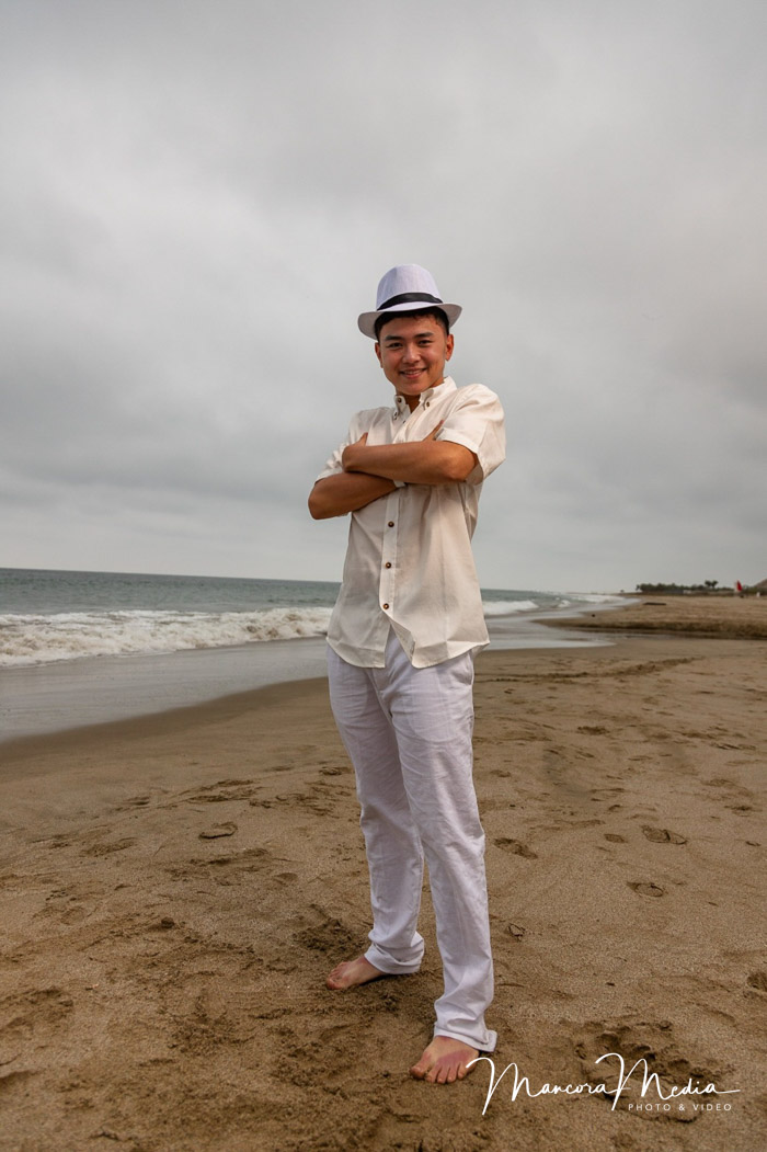 Fotos de promoción escolar en la playa del Decameron Punta Sal